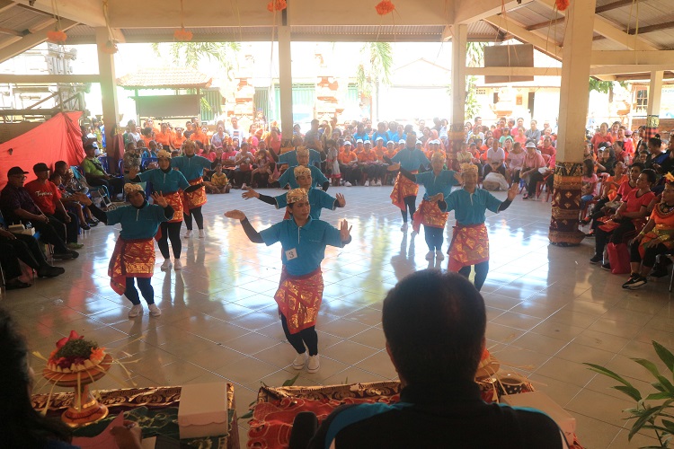 Lomba Senam Dalam Rangka Perayaan Hari Kartini