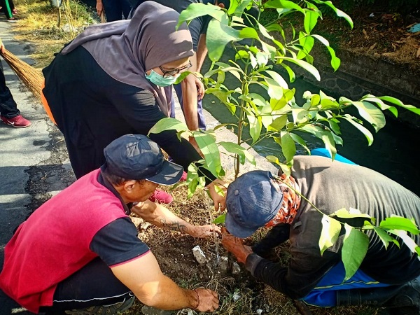 Jumat Bersih Desa Tegal Harum