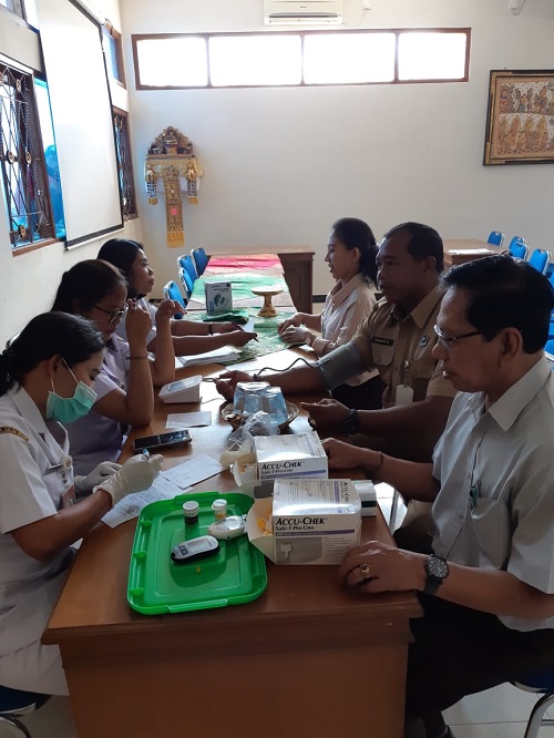 Kegiatan Skrining Penyakit Tidak Menular (PTM)