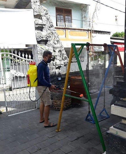 Penyemprotan Disinfektan